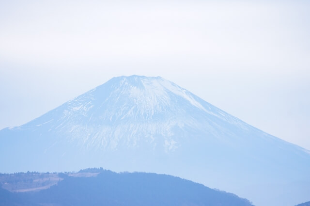 霞